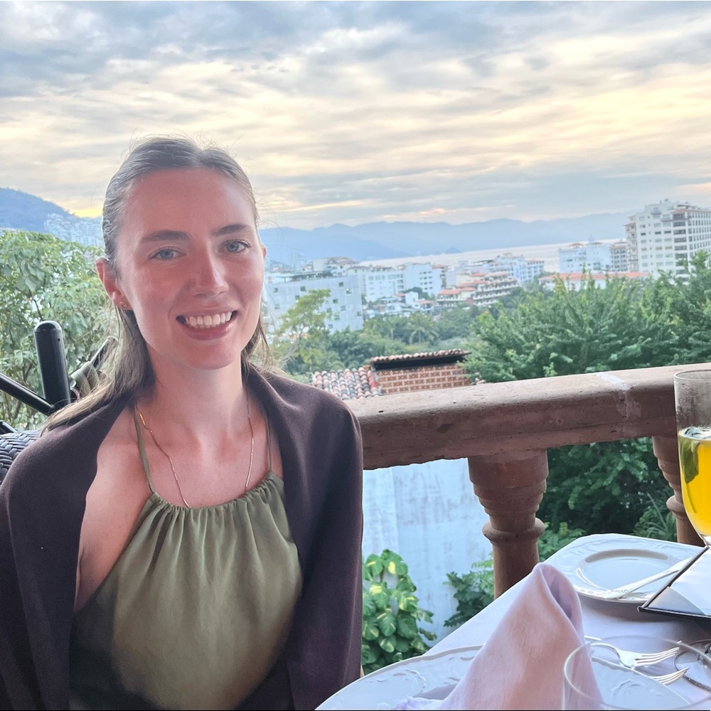 Meet your Posher, Geena